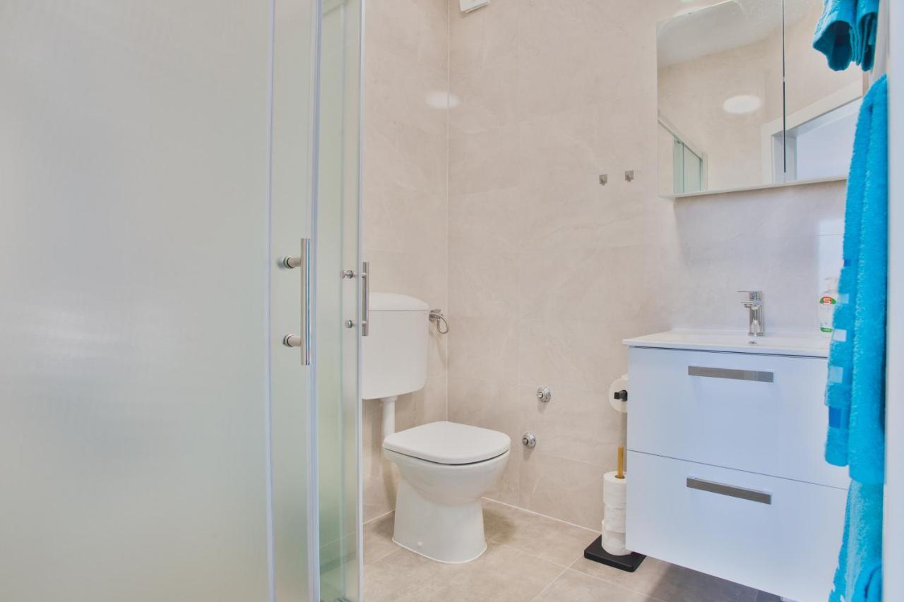 Kameni Put Apartment Razanac Exterior photo