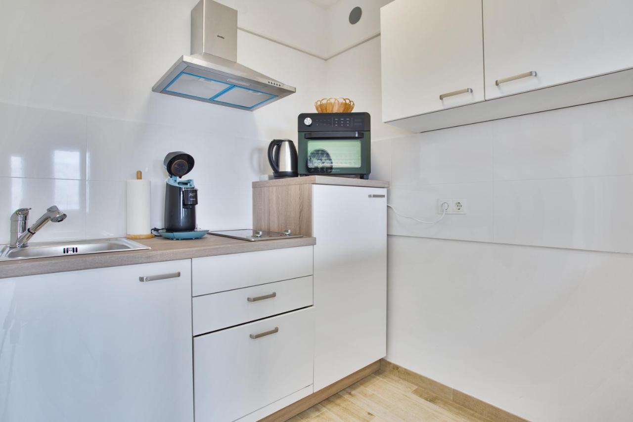 Kameni Put Apartment Razanac Exterior photo
