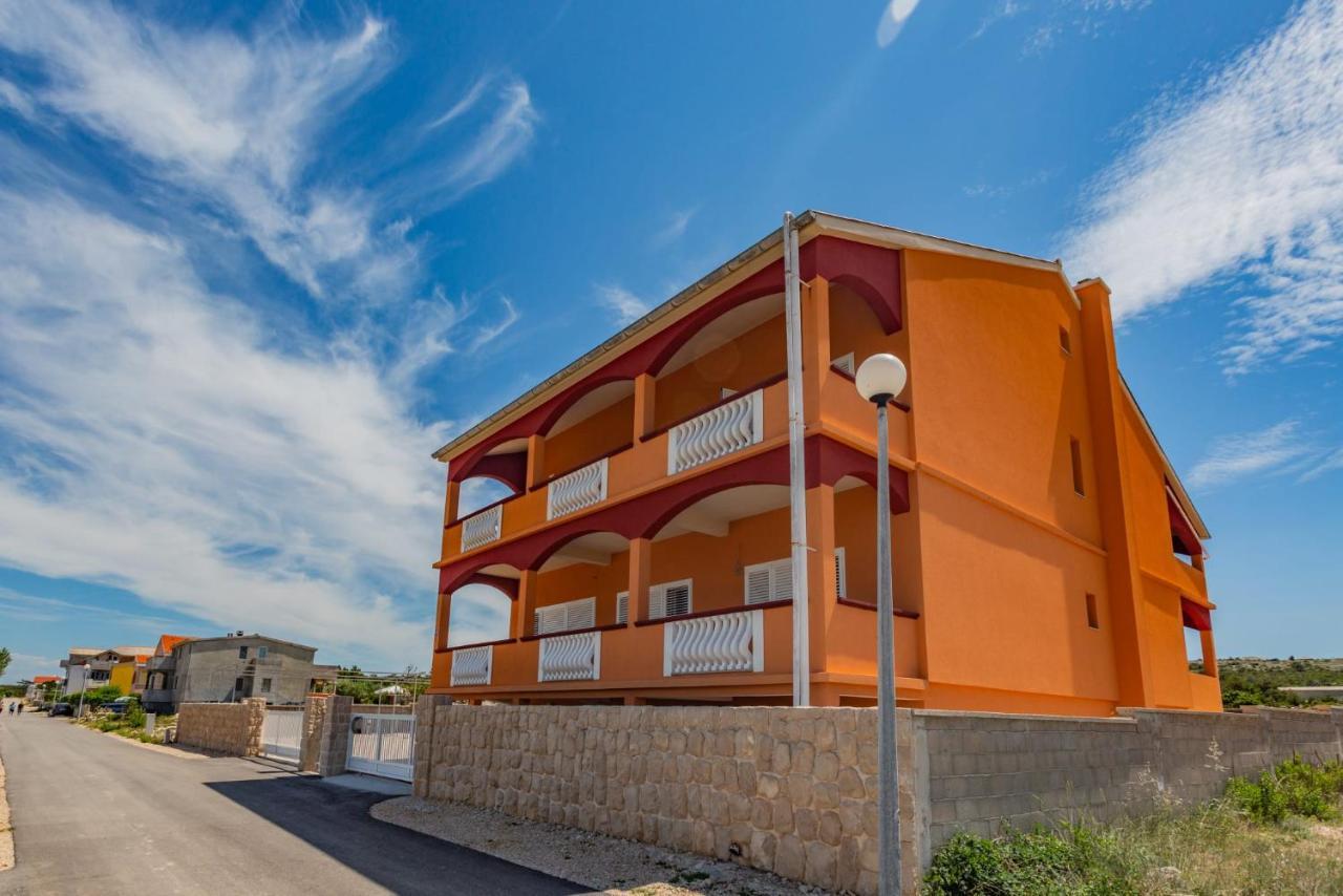 Kameni Put Apartment Razanac Exterior photo