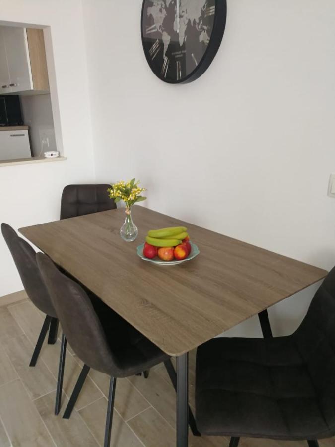 Kameni Put Apartment Razanac Exterior photo
